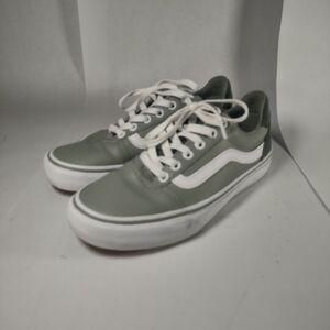 Vans Gray Leather Sneakers men's sz 5.5 , Women 7